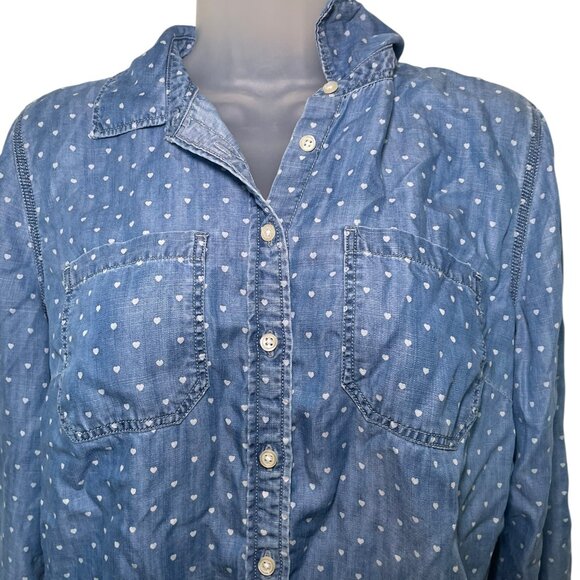 Talbots Chambray Denim Shirt Women’s Medium Blue White Heart Polka Dot Button - Picture 5 of 7